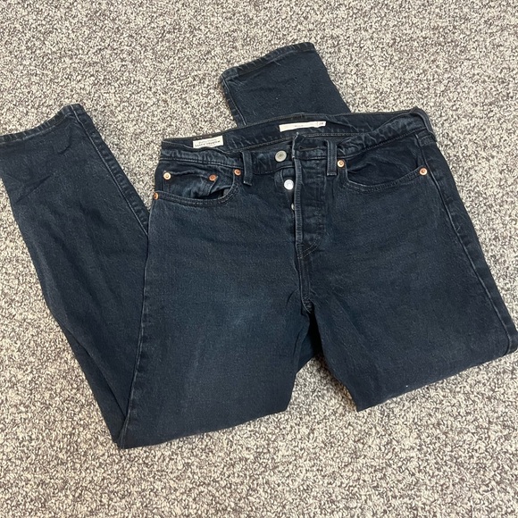 Levi’s Wedgie Jeans - Picture 2 of 5